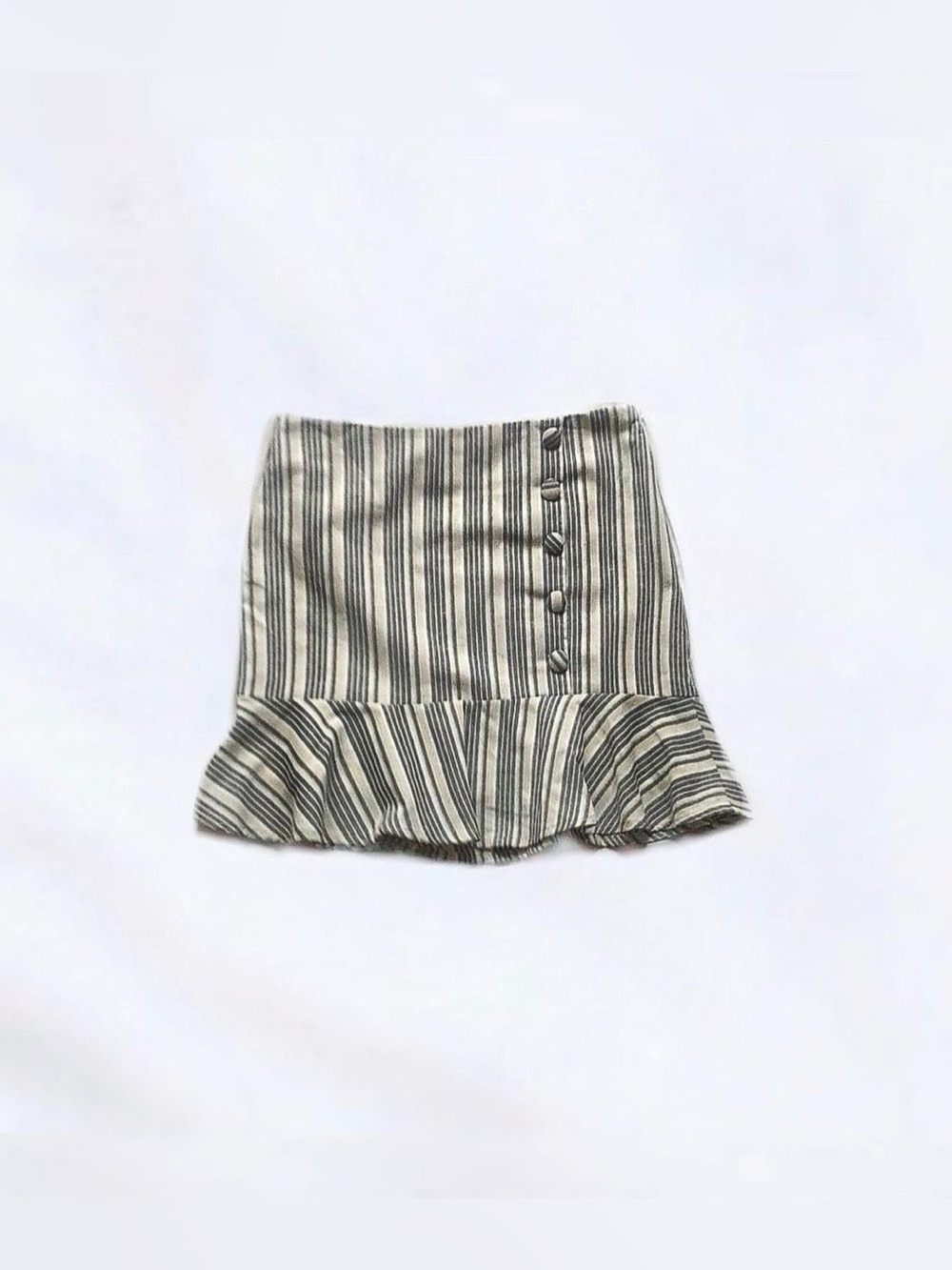 fashion on earth ⋆ linen blend ruffle skirt